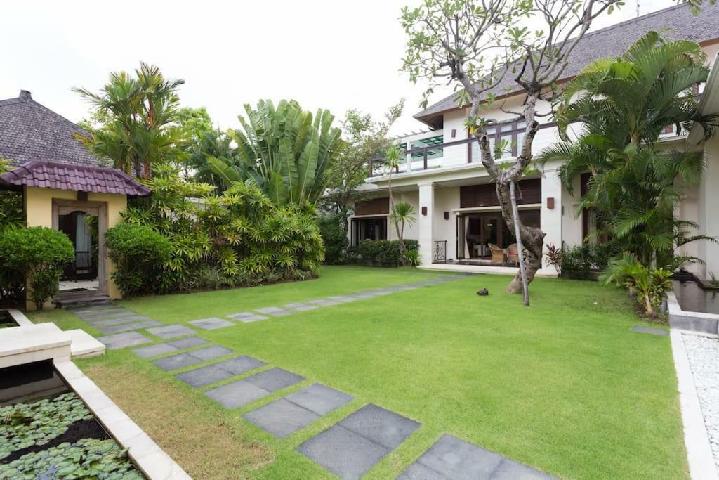 Bali Villa Lotus Seminyak Exteriér fotografie